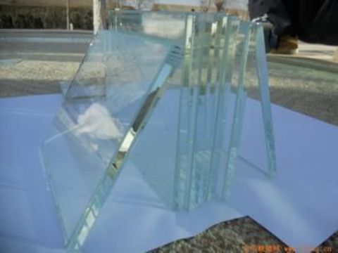 點擊查看詳細信息<br>標題：鋼化玻璃 閱讀次數(shù)：2566